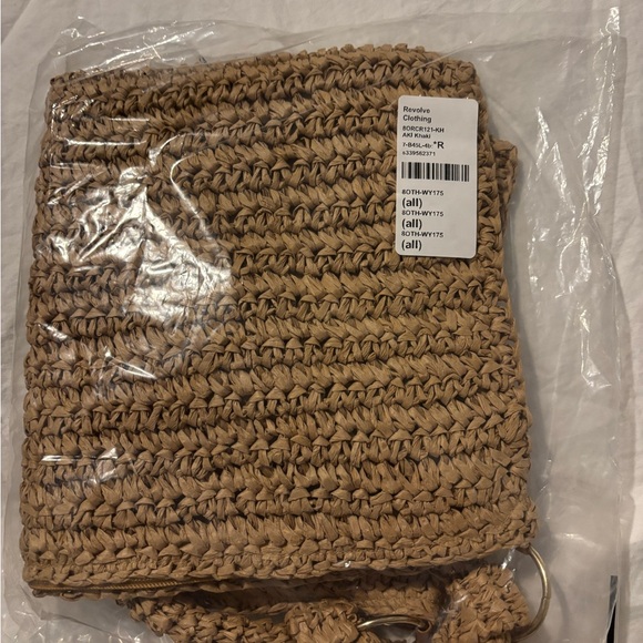Revolve 8 Other Reasons Shelly Crochet Bag - Khaki 🆕 - Picture 4 of 4
